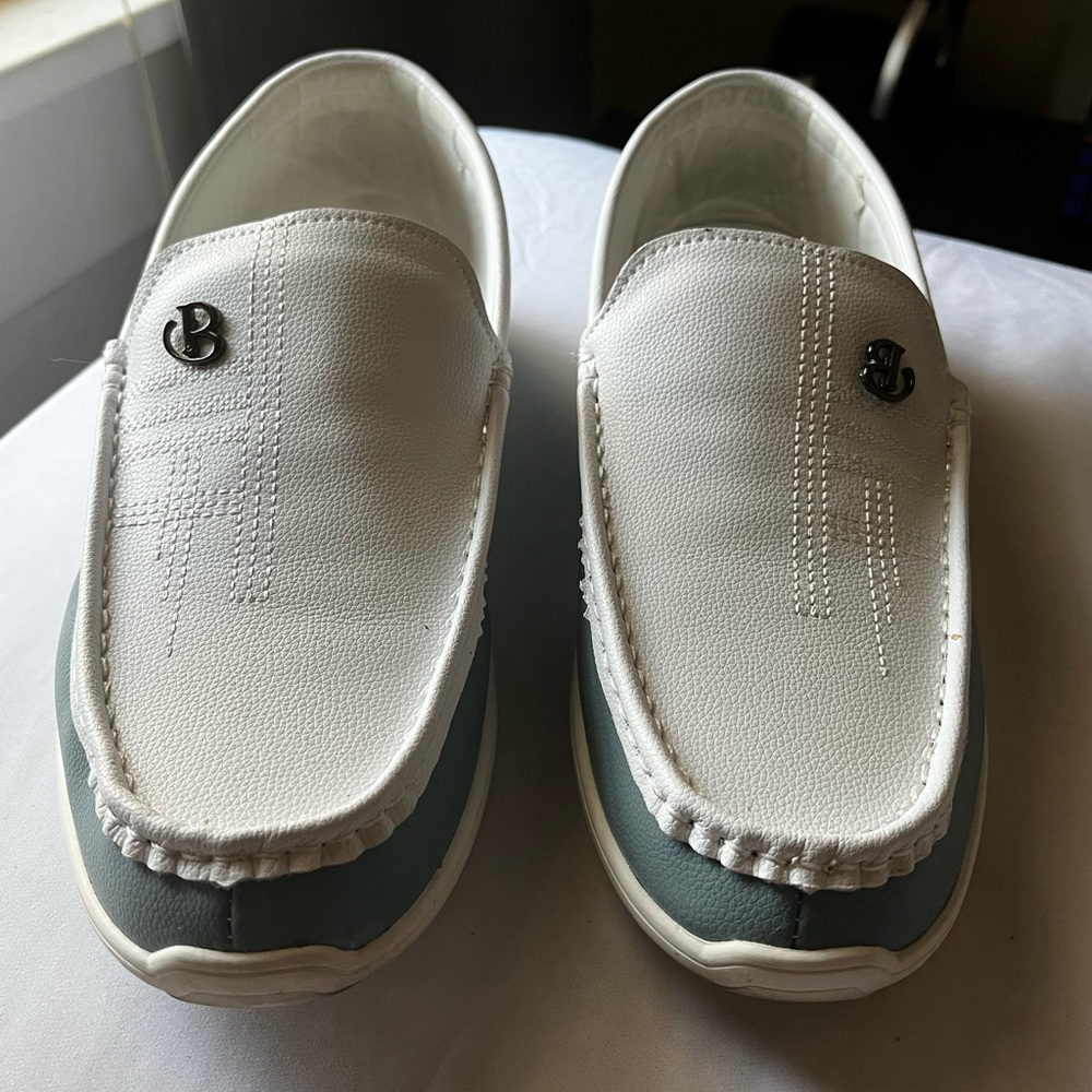 Elegant White and Gray Loafers